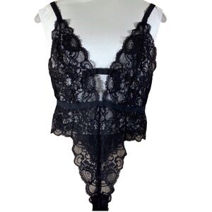 Victoria’s Secret Plunge V-Neck Sheer Black Lace Teddy Body Suit Ladies Large